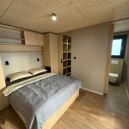 Holiday home Mobile Aura, Village Twins Pakostane
