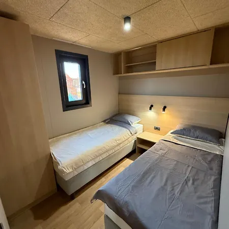 Semesterbostad Mobile Aura, Village Twins *
