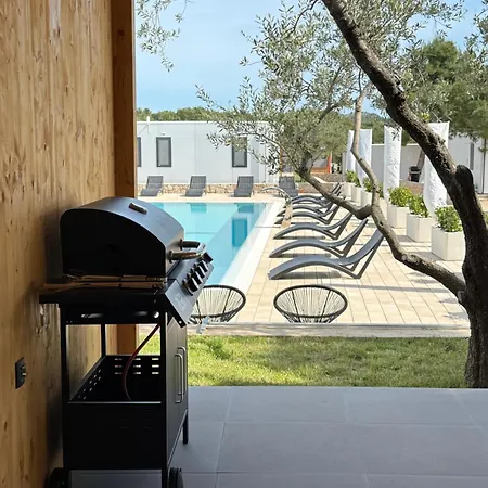 Holiday home Mobile Aura, Village Twins Pakostane