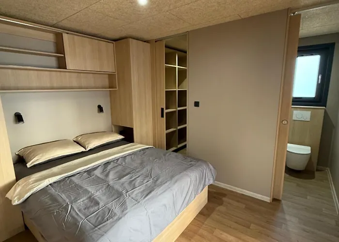 Semesterbostad Mobile Aura, Village Twins Pakoštane