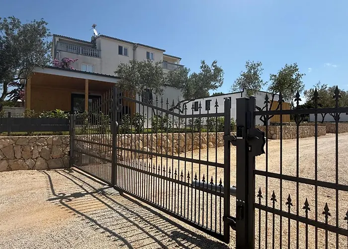 Semesterbostad Mobile Aura, Village Twins *